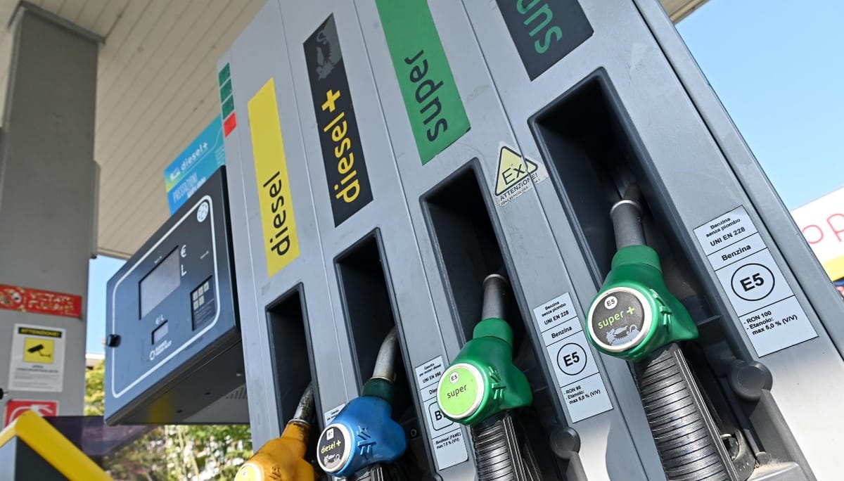Carburanti, il tetto prezzi Eni: quanti sono i distributori in Italia e dove trovarli
