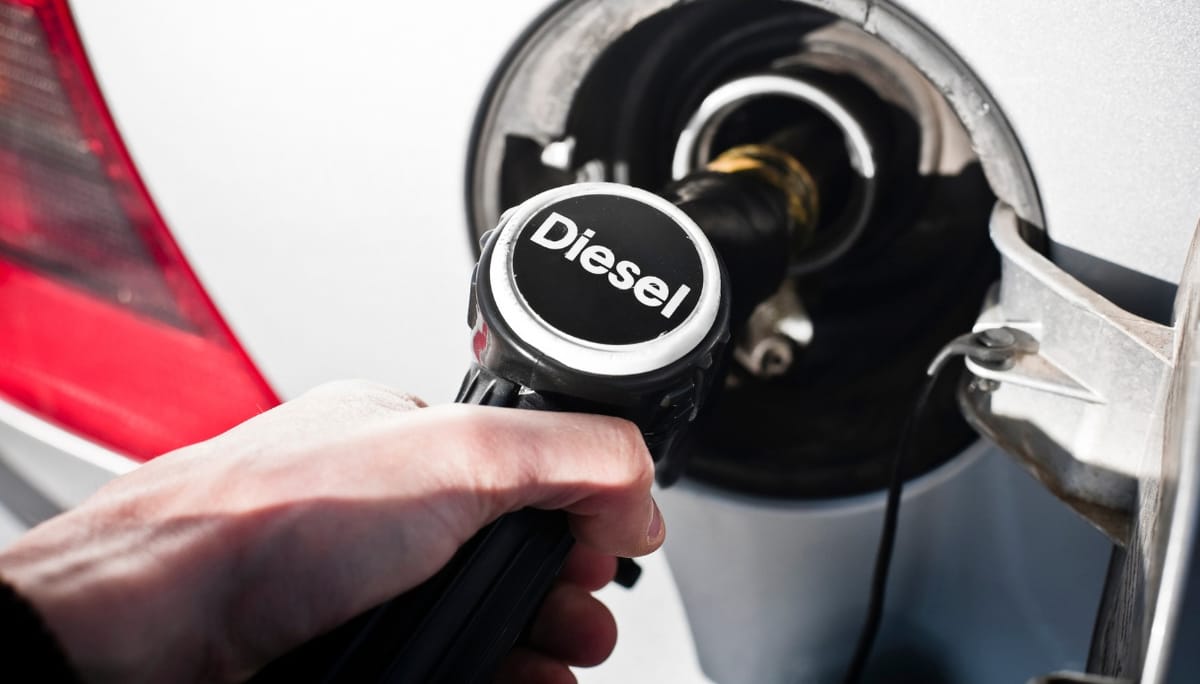 Gasolio sporco, i casi si moltiplicano: quando spetta il risarcimento e come ottenerlo